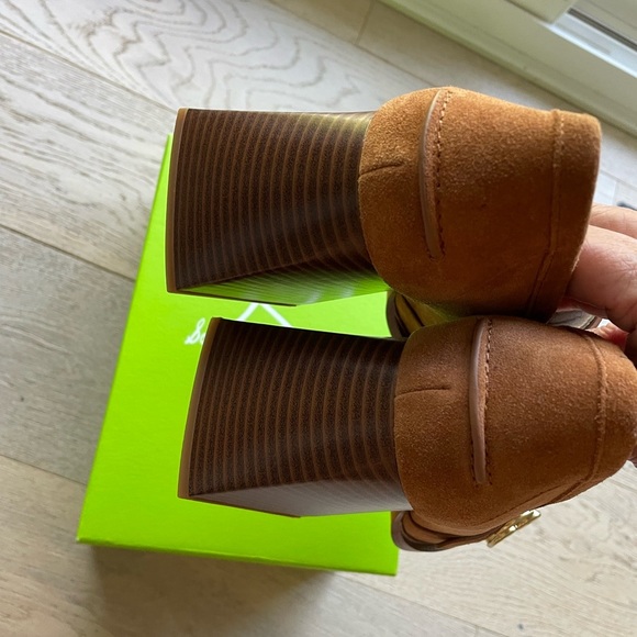 Sam Edelman Tan Loafers with Gold Accent - Picture 10 of 15